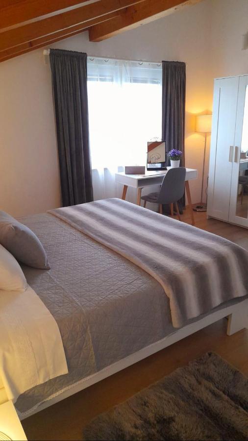 Apartman Diana,Free Parking بولا المظهر الخارجي الصورة